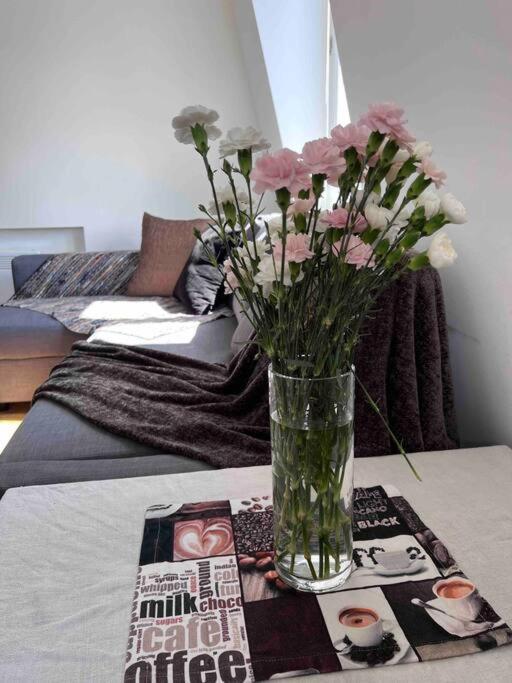 Central , Bright And Modern Flat Up To 4 People Londres Exterior foto
